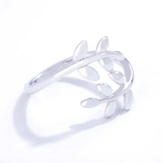 Aurelia Leaf Ring
